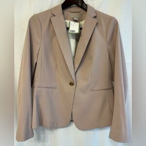 Brand New with Tags Women’s H&M Fitted Blazer size M